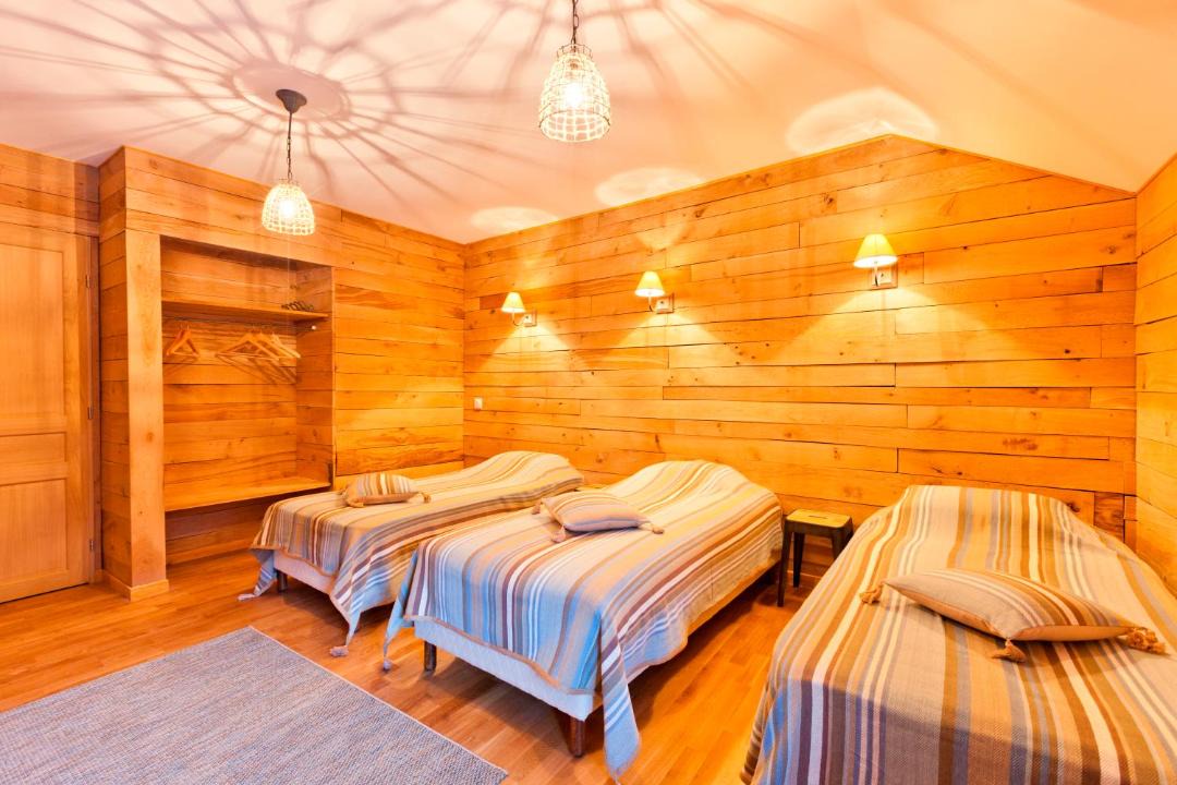 Photo of Others in Saint-Lothain