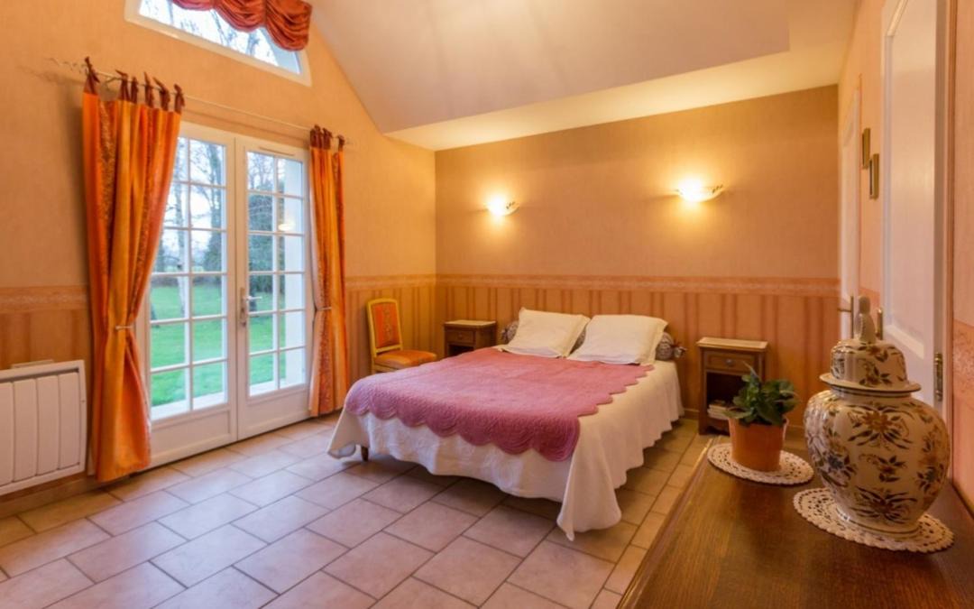 Photo of Others in Janville