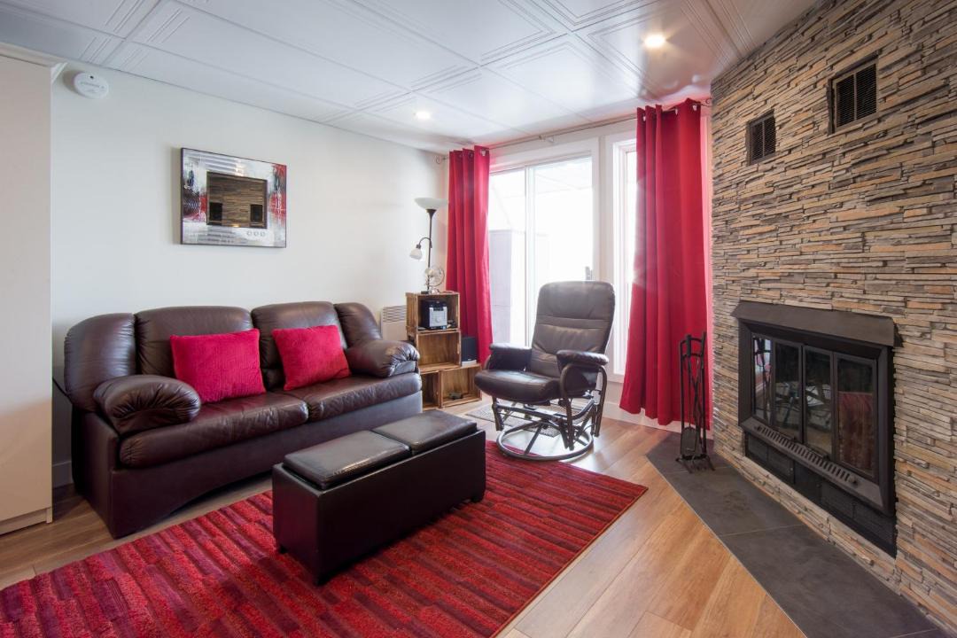 Photo of Livingroom in Magog