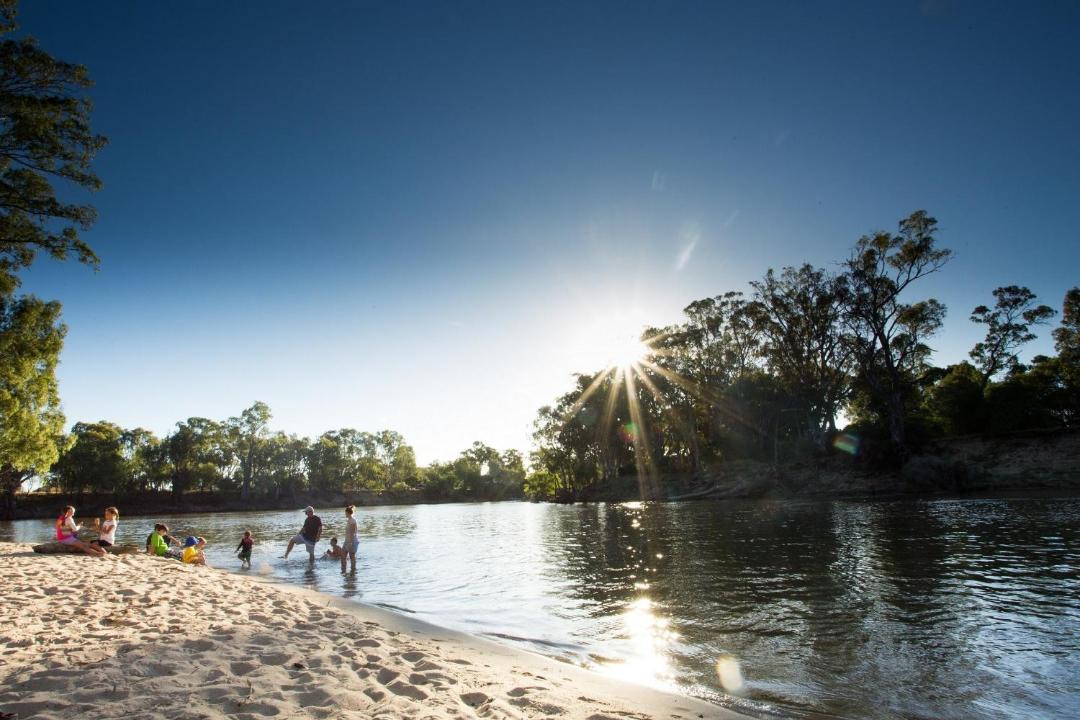 Photo of Others in Deniliquin