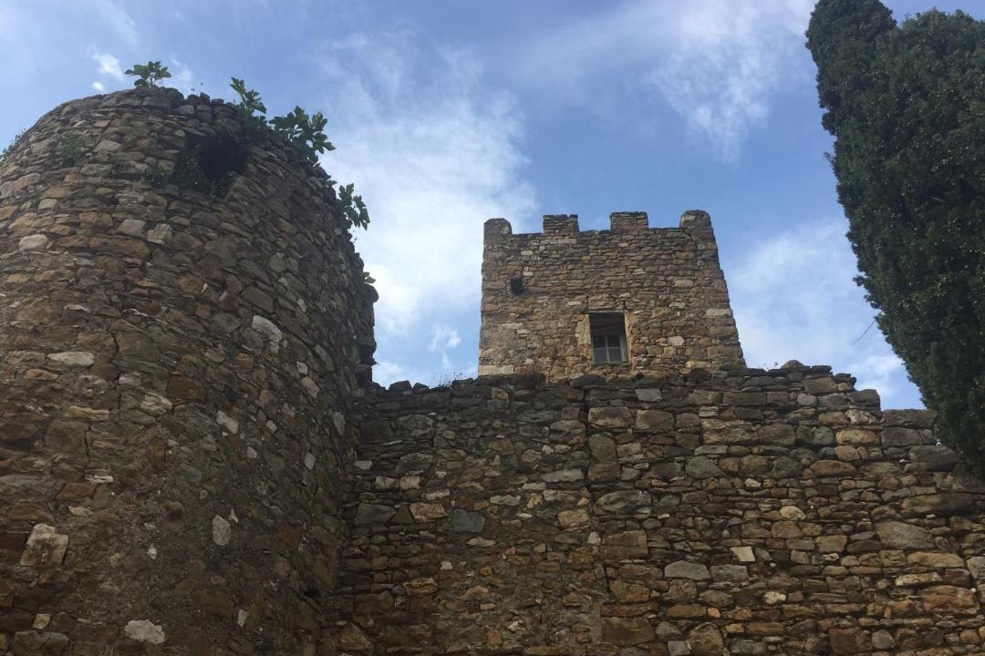 Photo of Buildings in Agel