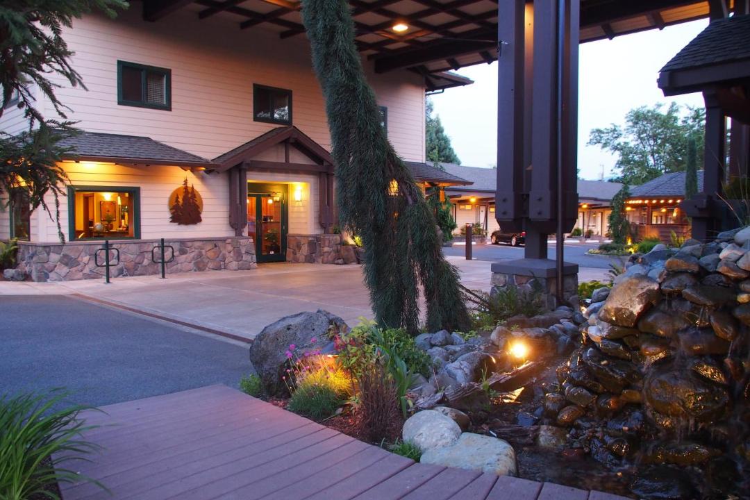 Photo of Others in Grants Pass