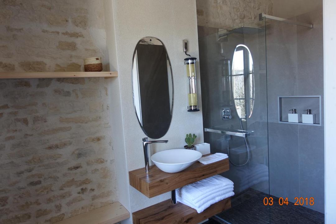 Photo of Bathroom in Ars-en-Re