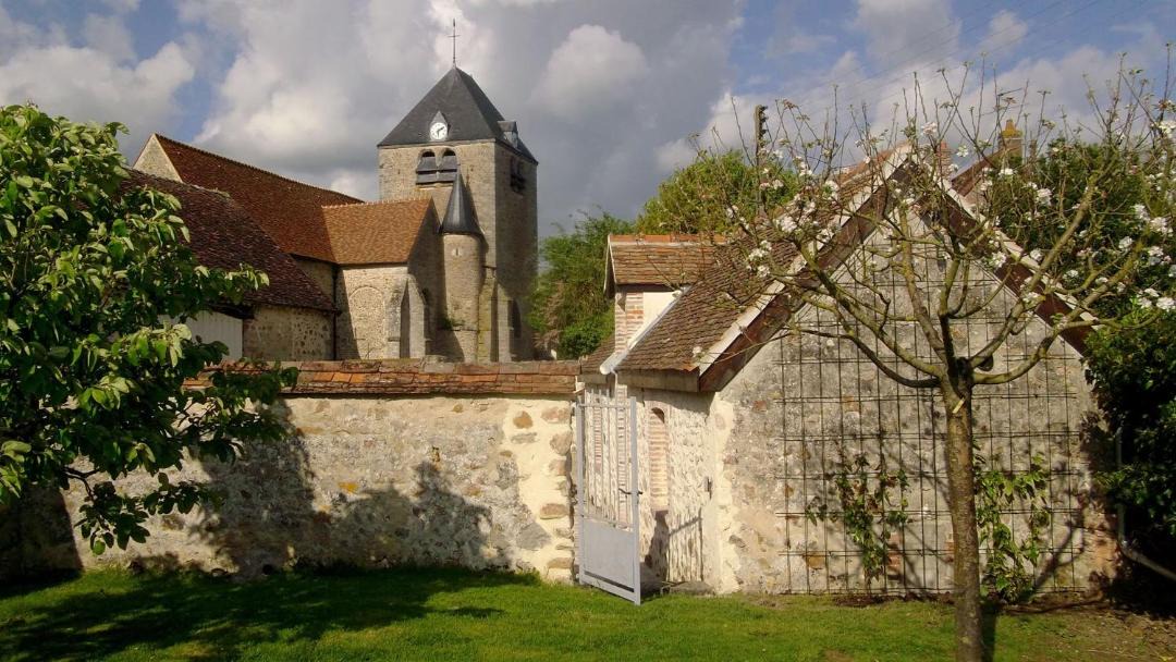 Photo of Buildings in La Villeneuve-au-Chatelot