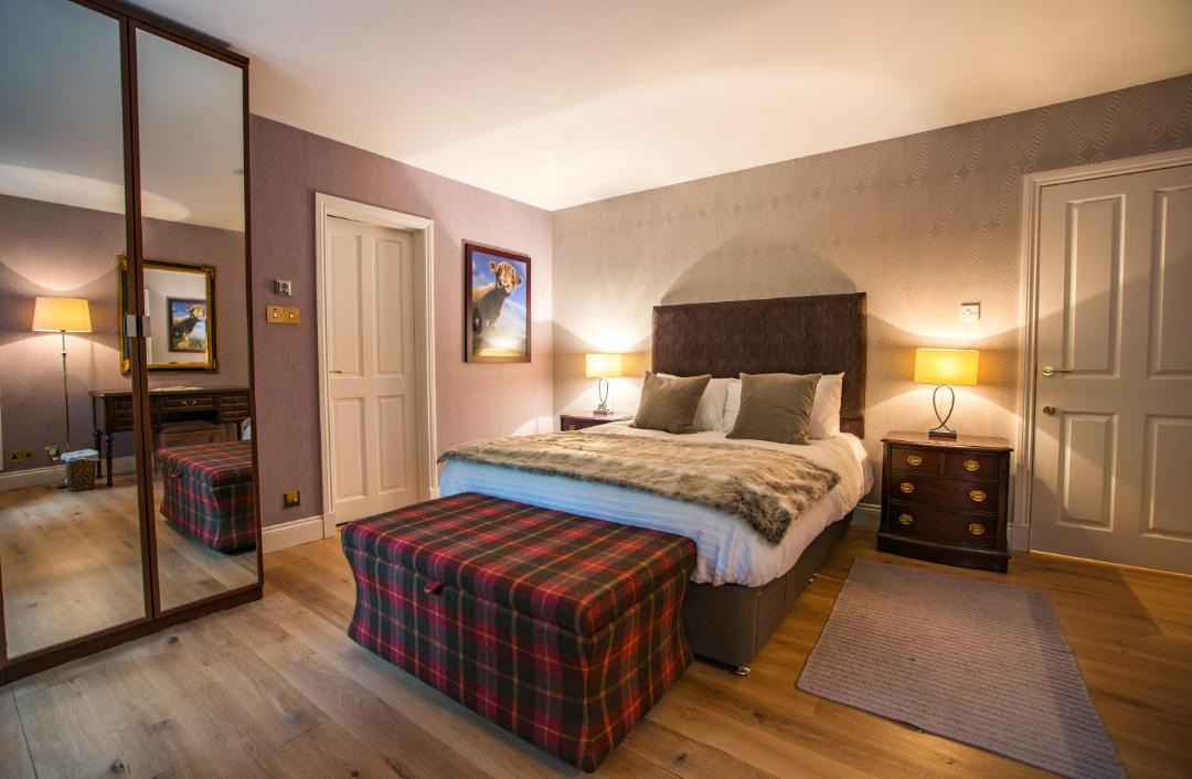 Photo of Others in Luss