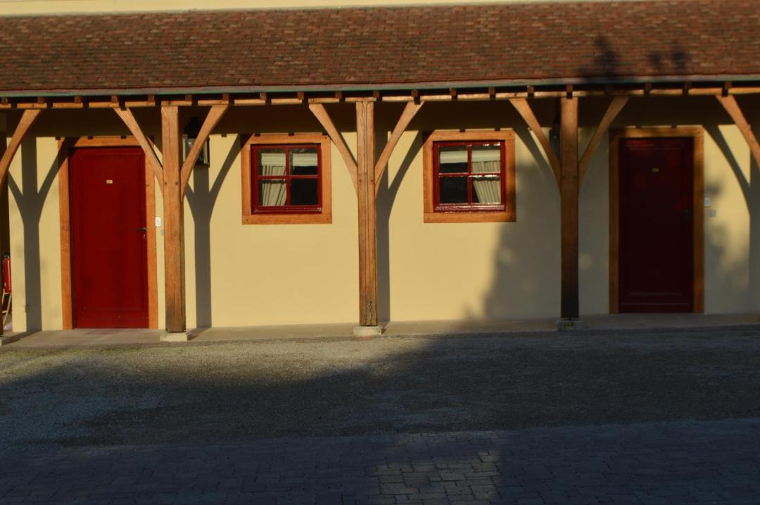 Photo of Others in Vertus