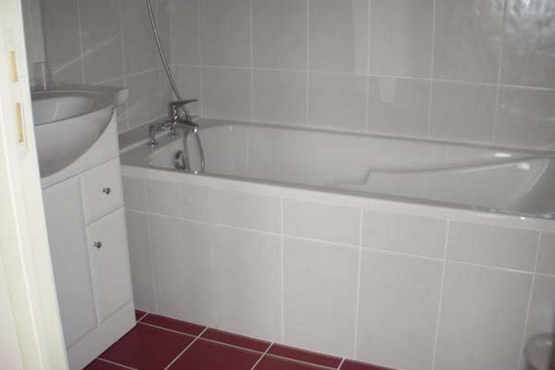 Photo of Bathroom in Puisseguin