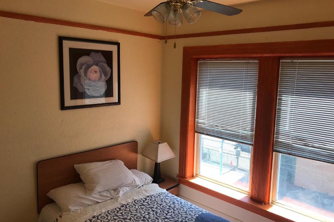 Photo of Bedroom in Tenderloin
