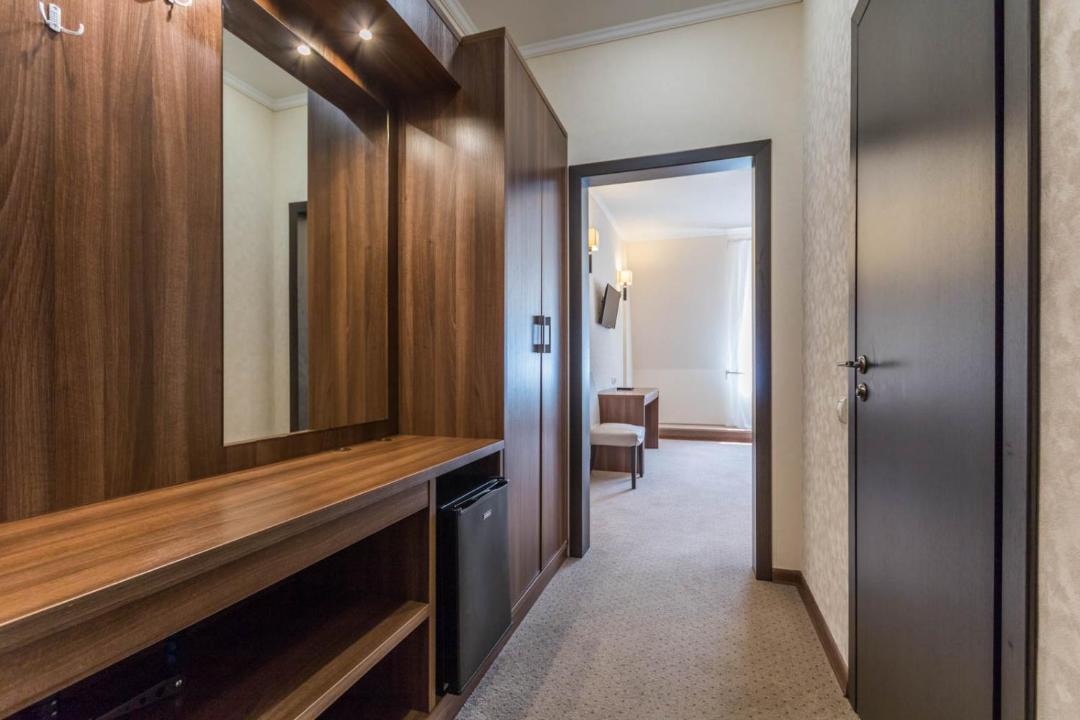 Photo of Others in Dederkoy