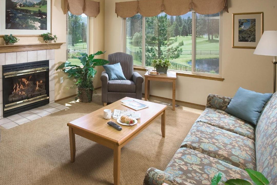 Photo of Others in Downtown Leavenworth