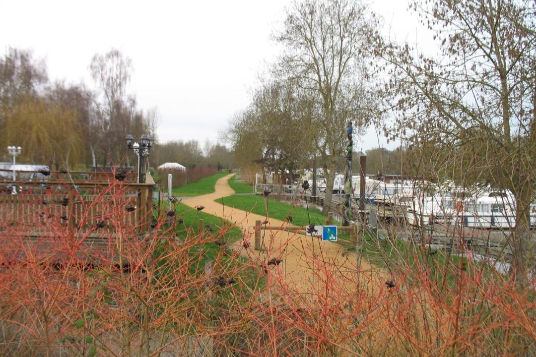 Photo of Others in Pruille