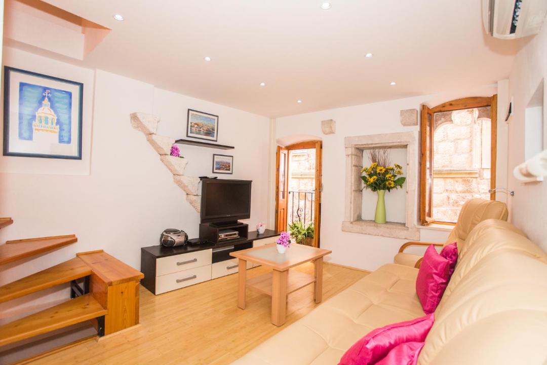 Photo of Livingroom in Cove Tri Zala (Zrnovo)