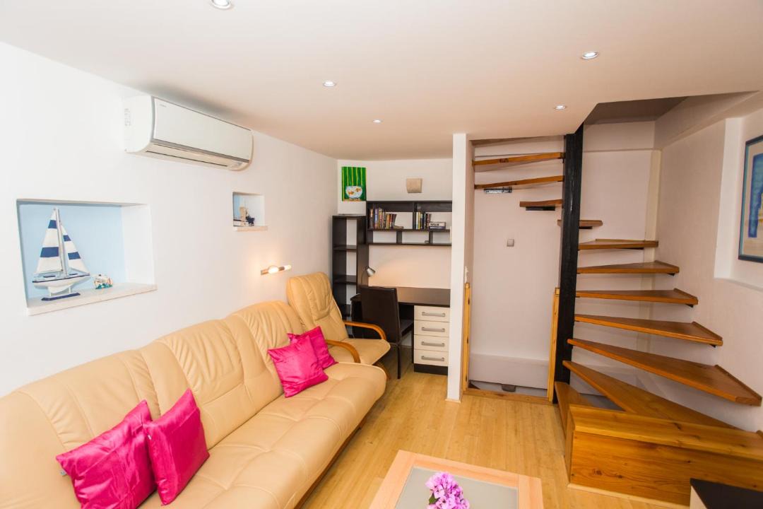 Photo of Livingroom in Cove Tri Zala (Zrnovo)
