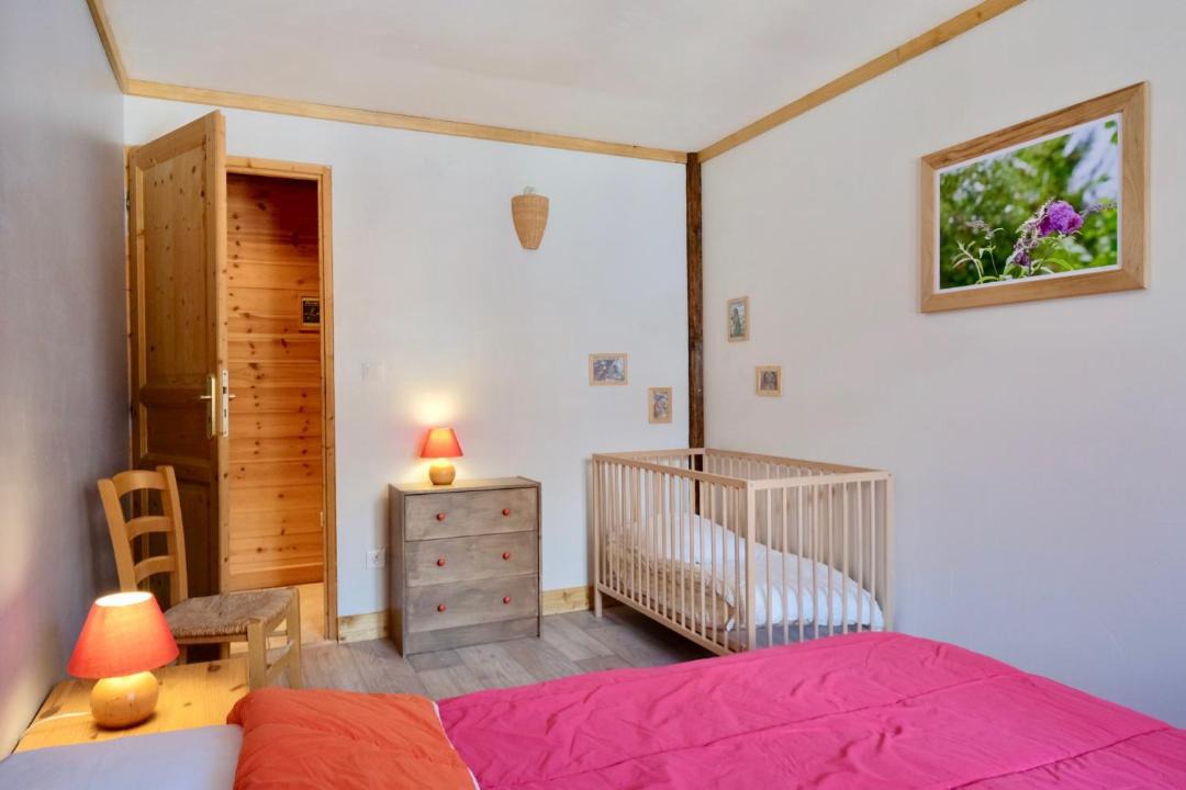 Photo of Bedroom in Venosc