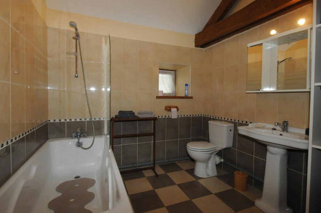 Photo of Others in Floing