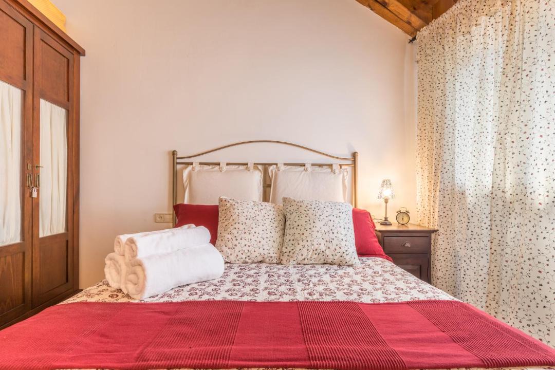 Photo of Bedroom in Roni