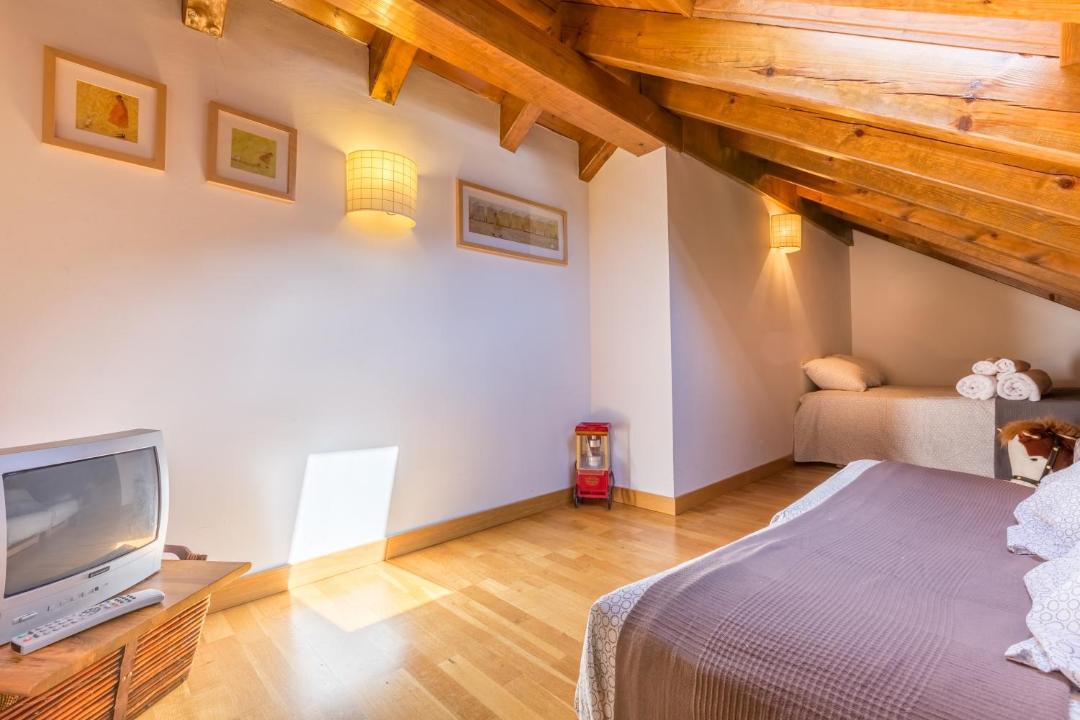 Photo of Bedroom in Roni