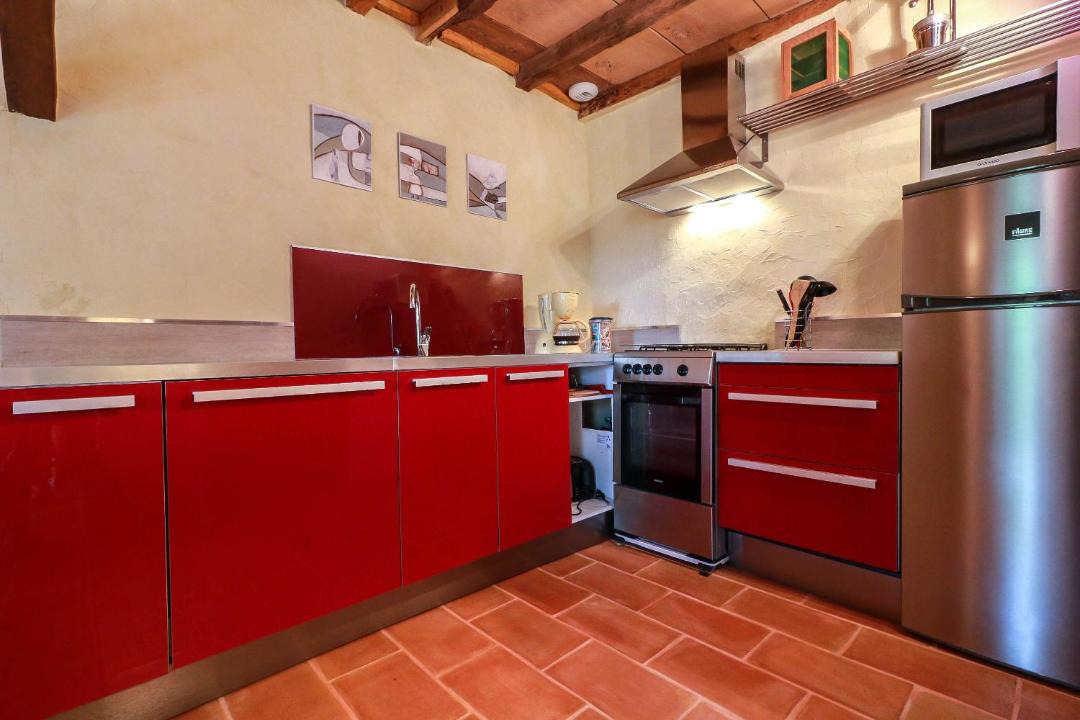 Photo of Others in Canens