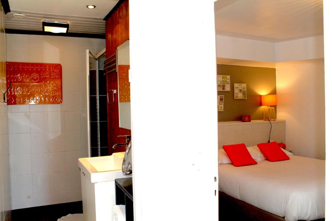 Photo of Bedroom in Andernos-les-Bains