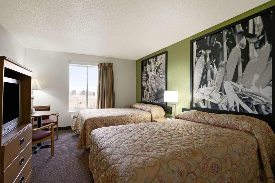 Photo of Others in Corydon