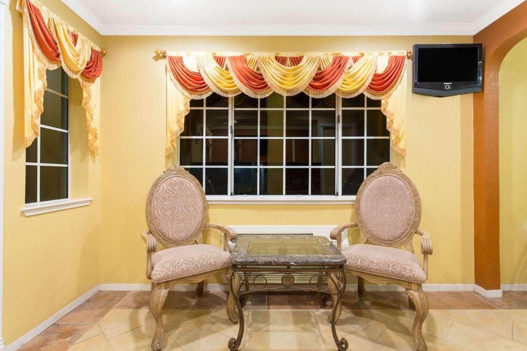 Photo of Others in Upper Lake