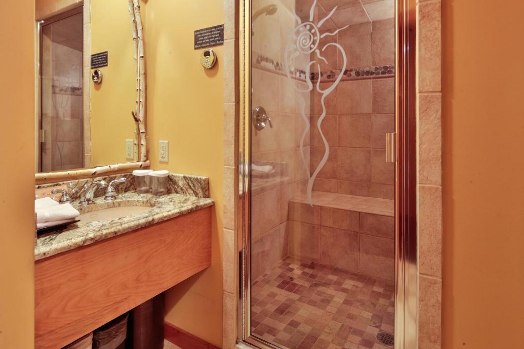 Photo of Bathroom in Leavenworth