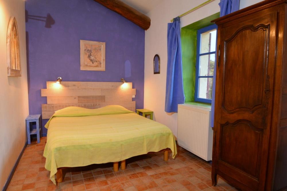 Photo of Bedroom in Cadenet