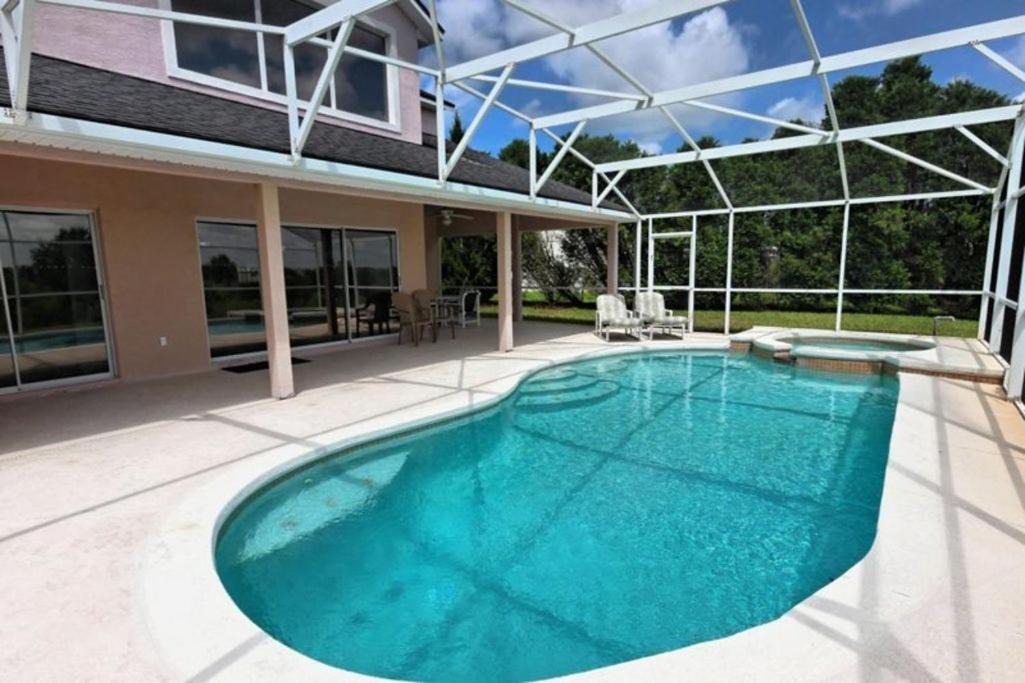 Photo of Outdoor in Sandy Ridge