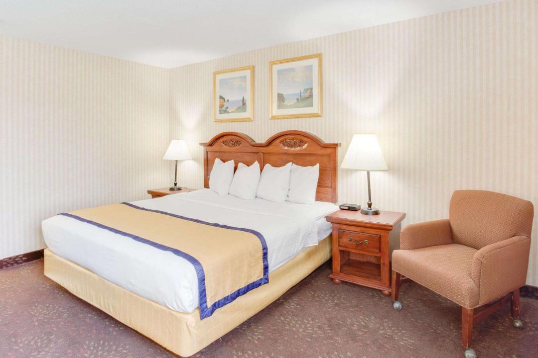 Photo of Bedroom in Kalamazoo