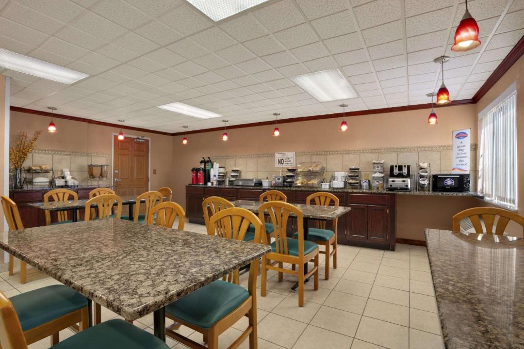 Photo of Others in Sullivan
