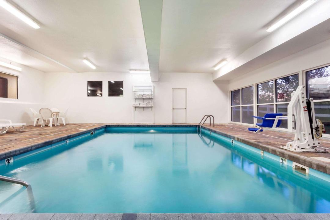 Photo of Others in Dale