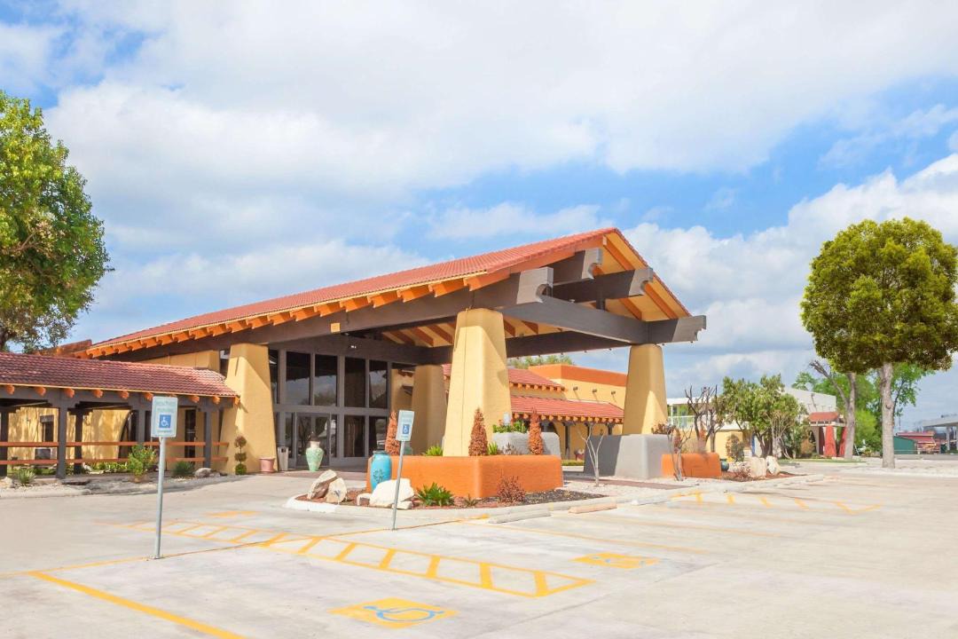 Photo of Others in Uvalde