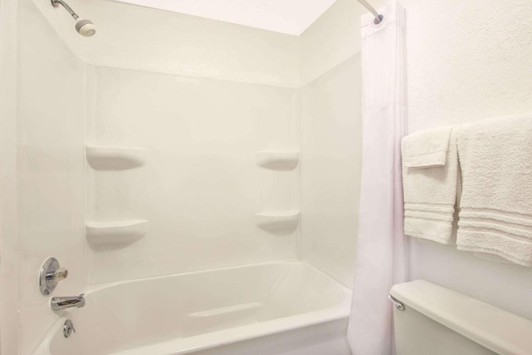 Photo of Bathroom in Kingdom City