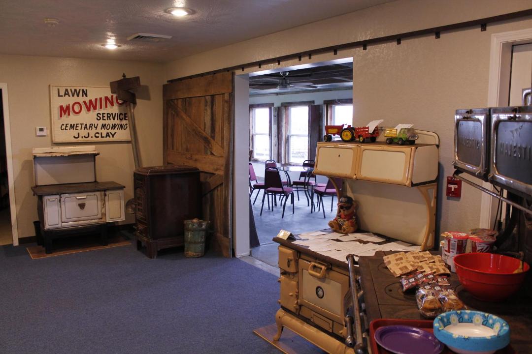 Photo of Livingroom in Humansville