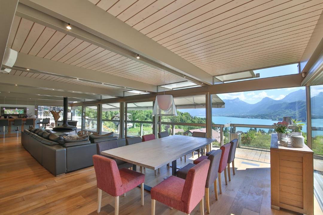 Photo of Patio Balcony in Talloires-Montmin