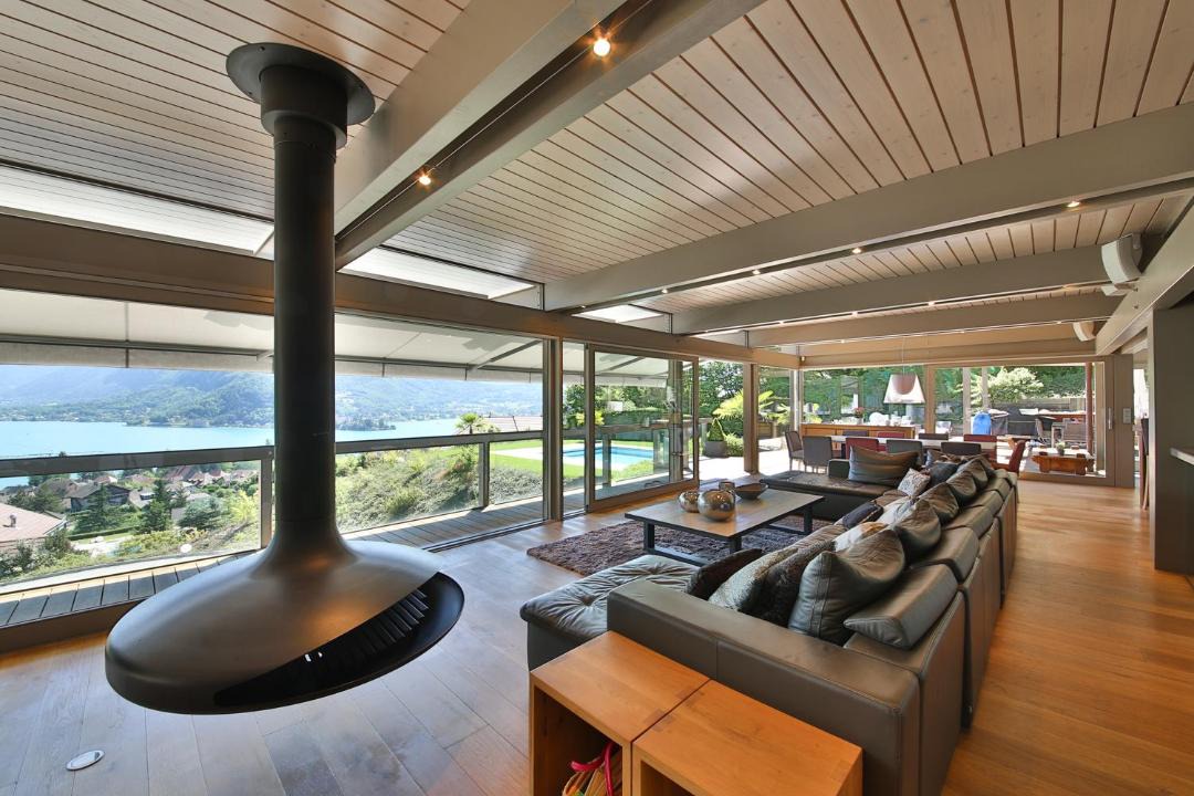 Photo of Patio Balcony in Talloires-Montmin