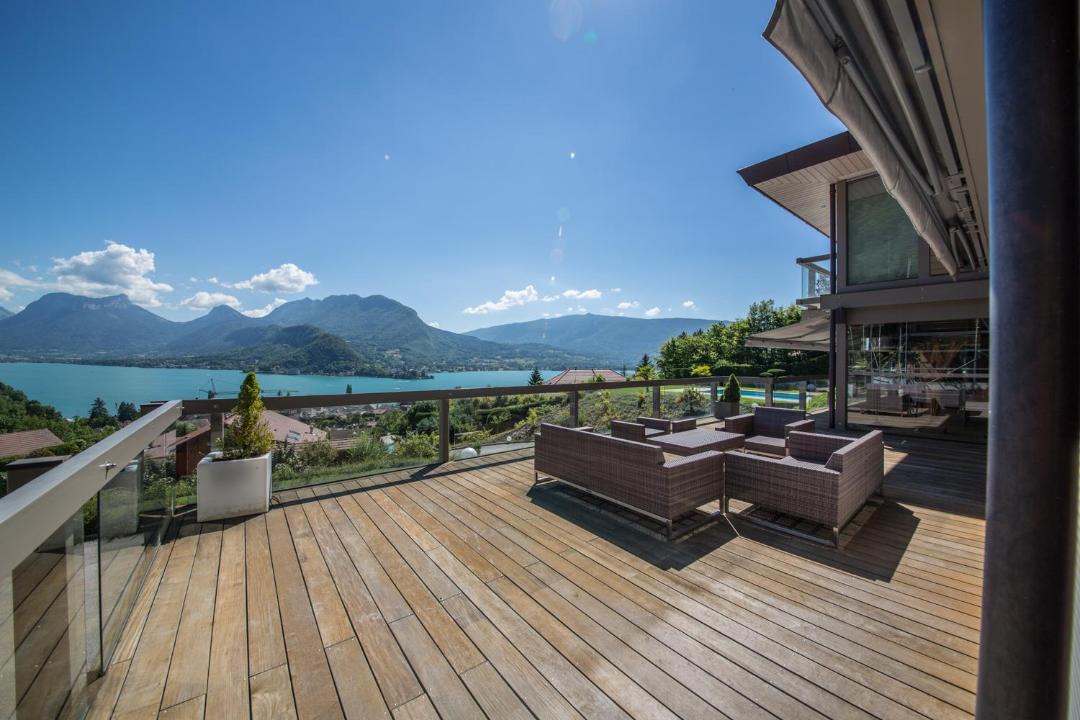 Photo of Patio Balcony in Talloires-Montmin
