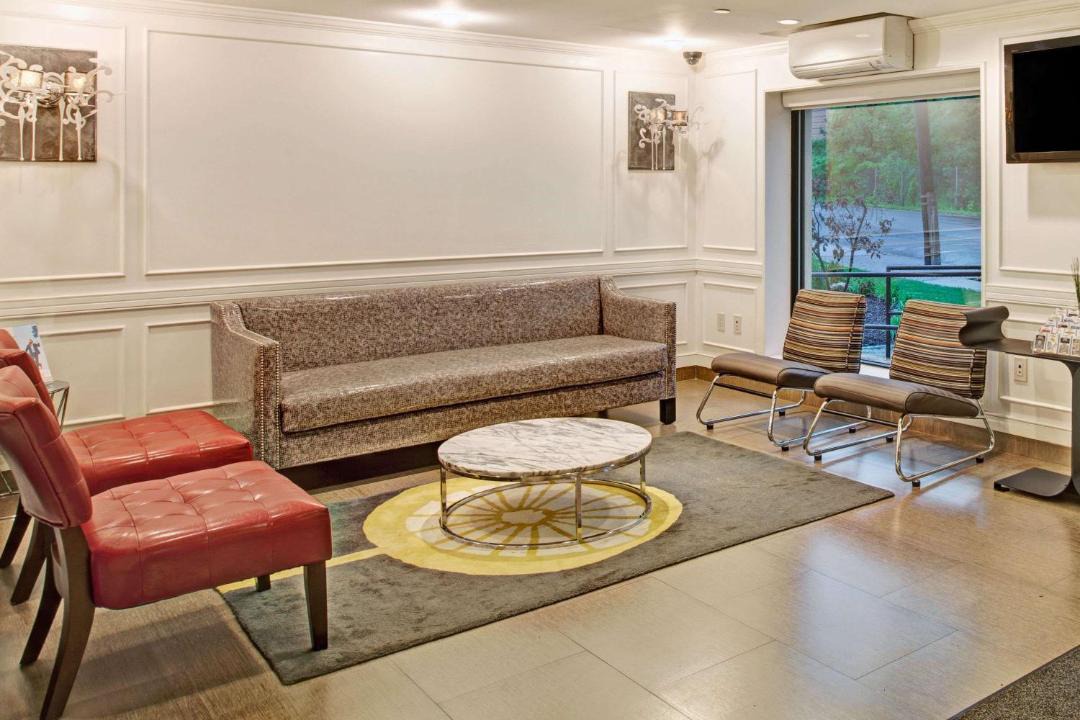 Photo of Others in Willowbrook