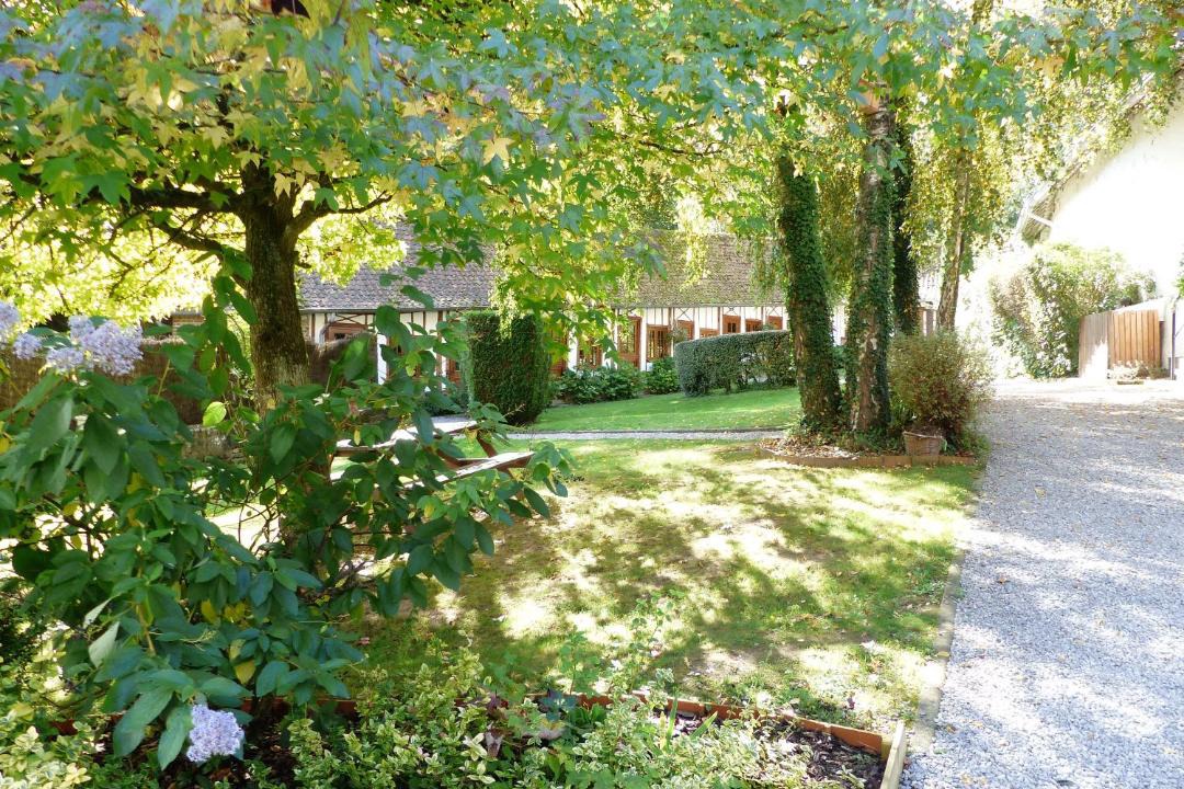 Photo of Others in Montcavrel