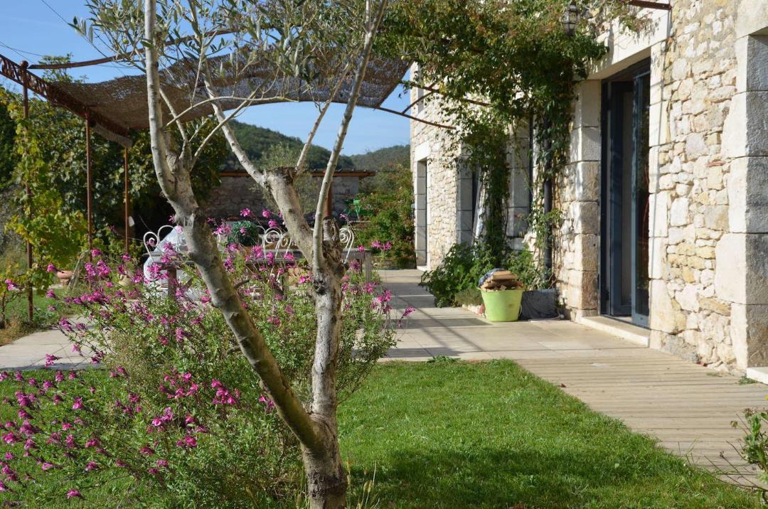 Photo of Buildings in Saint Sozy