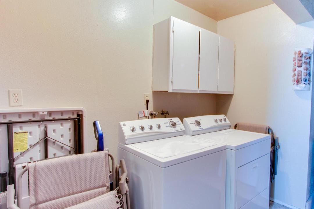 Photo of Others in Otter Rock