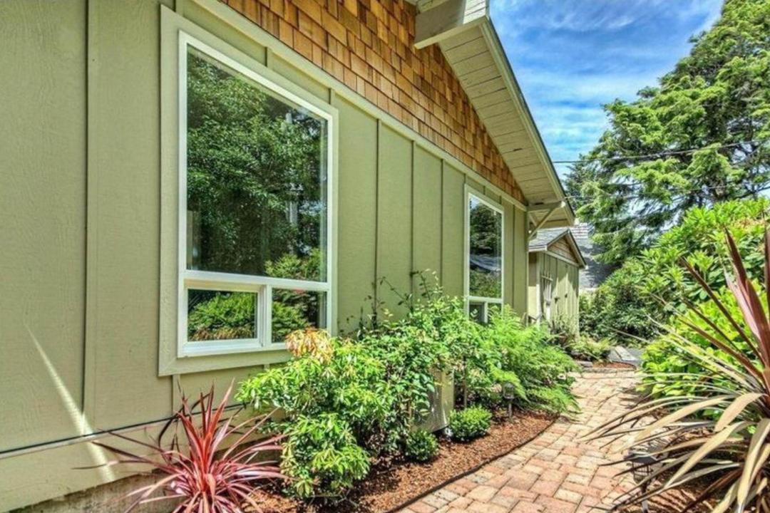 Photo of Buildings in Otter Rock