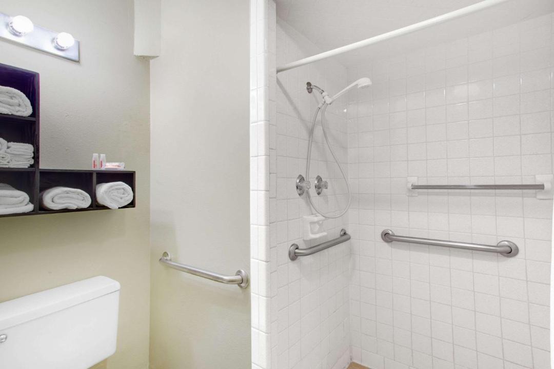 Photo of Bathroom in Monticello