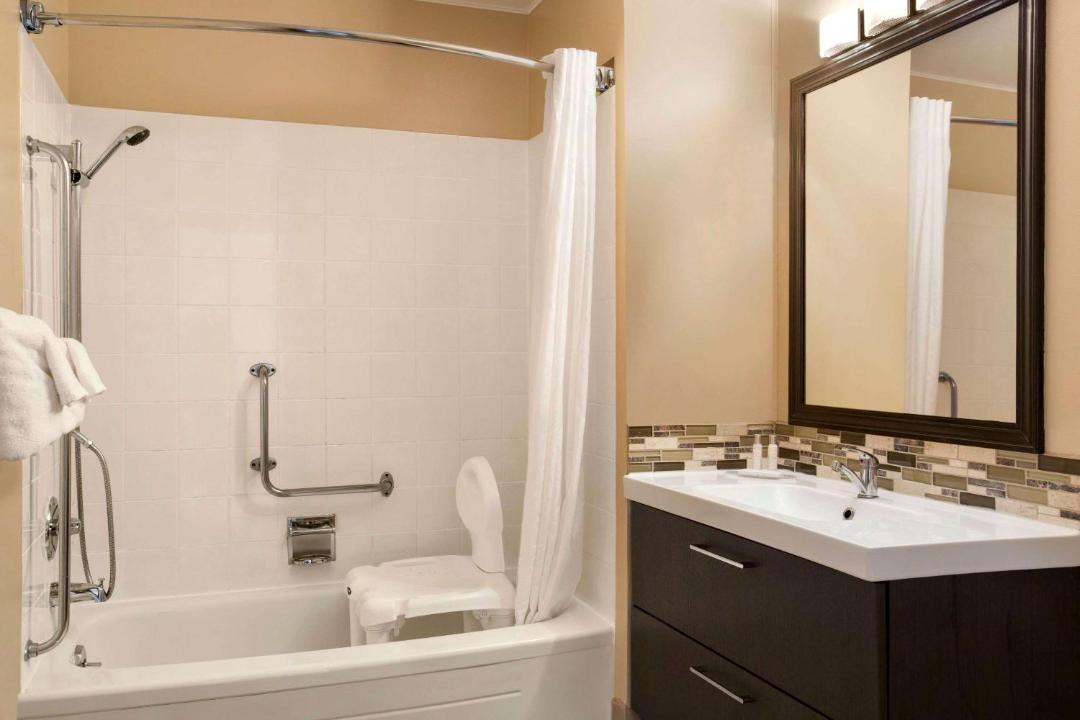 Photo of Bathroom in Kenora