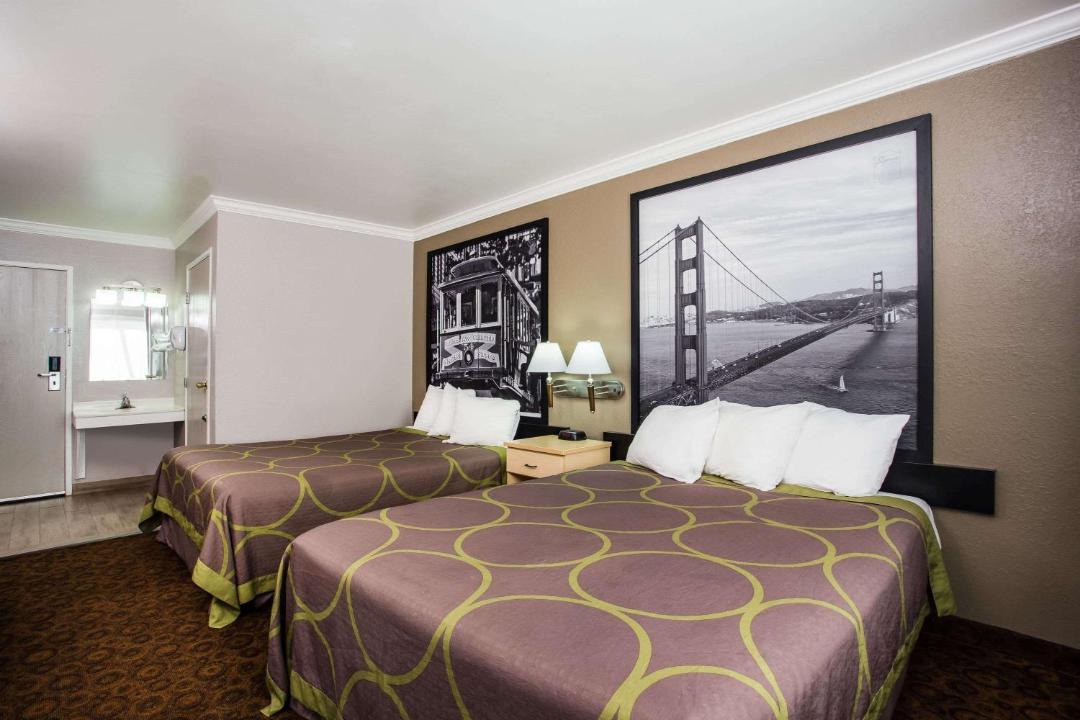 Photo of Others in Nut Tree