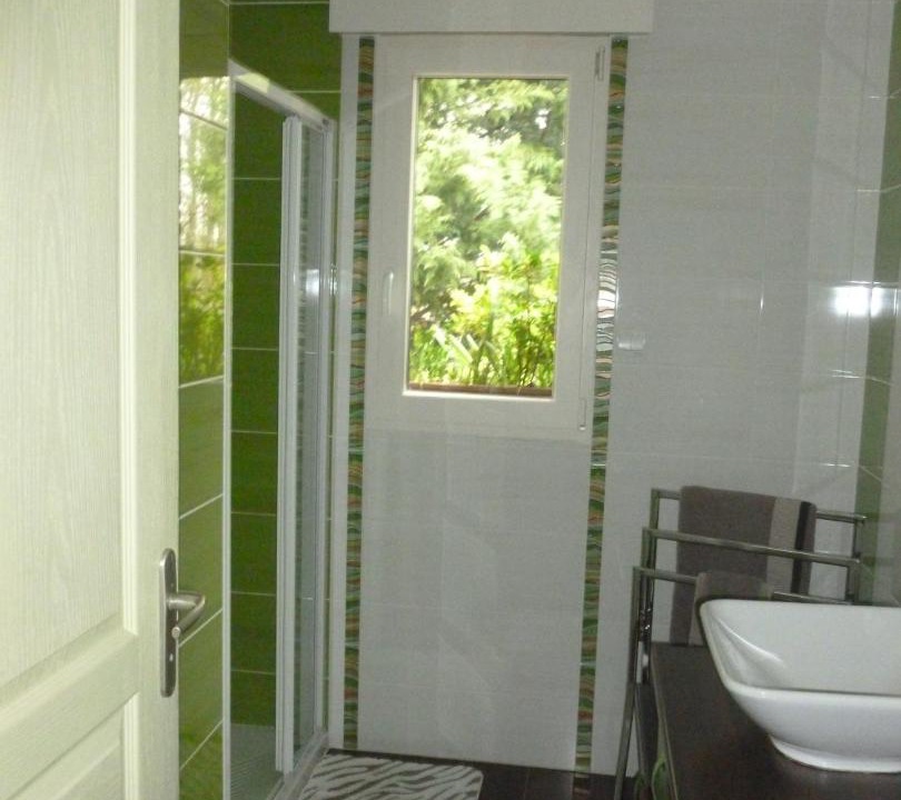 Photo of Bathroom in Combourg