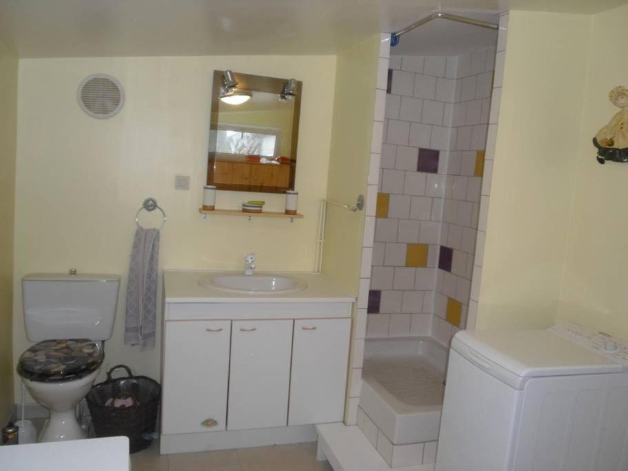 Photo of Bathroom in Biville-la-Baignarde