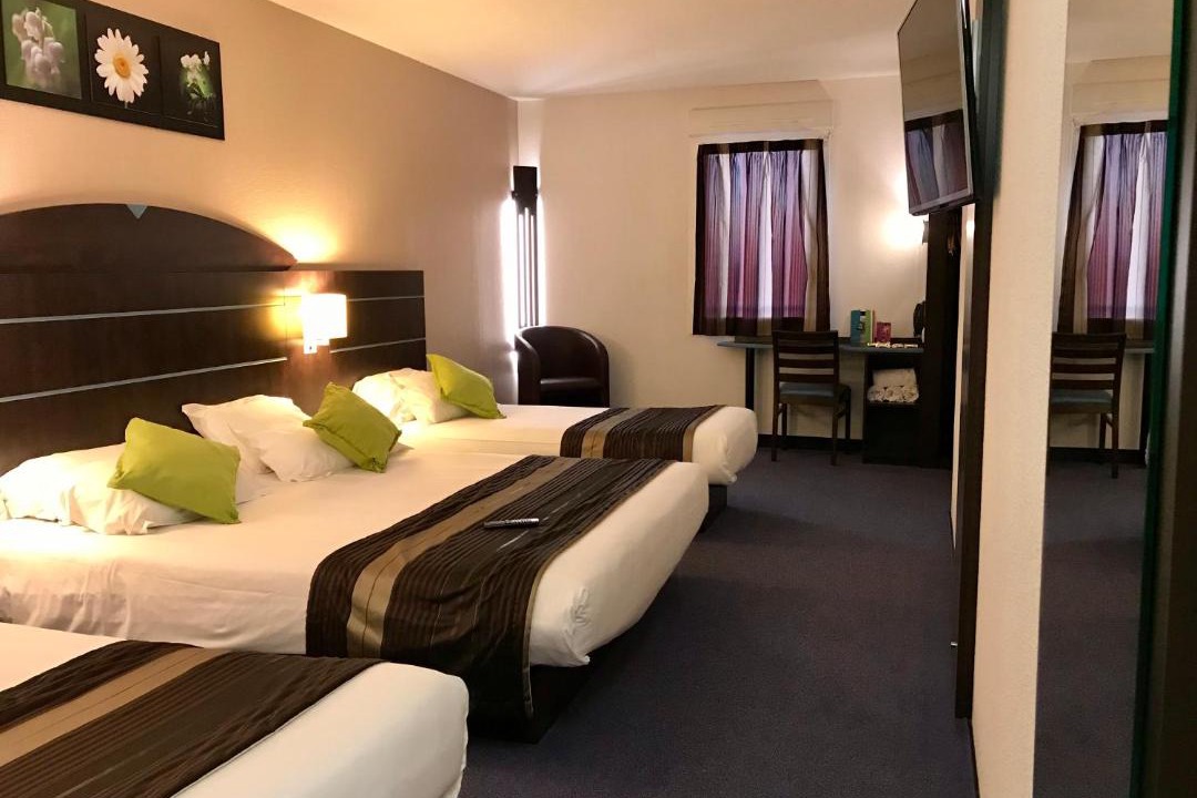 Photo of Bedroom in Dol-de-Bretagne