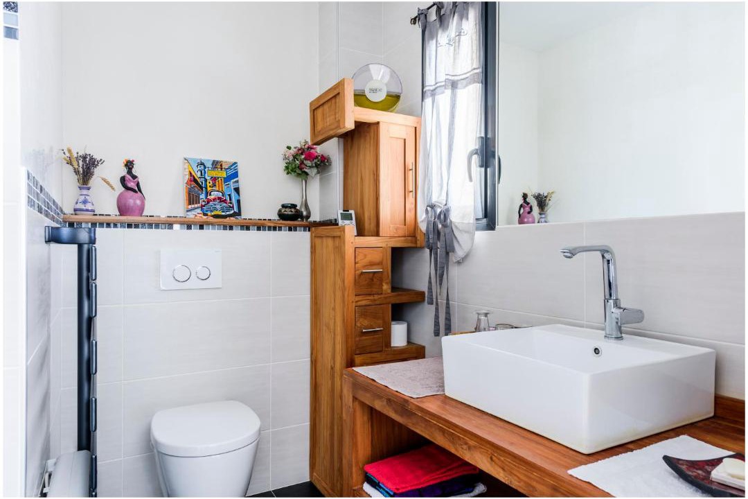 Photo of Others in Gap