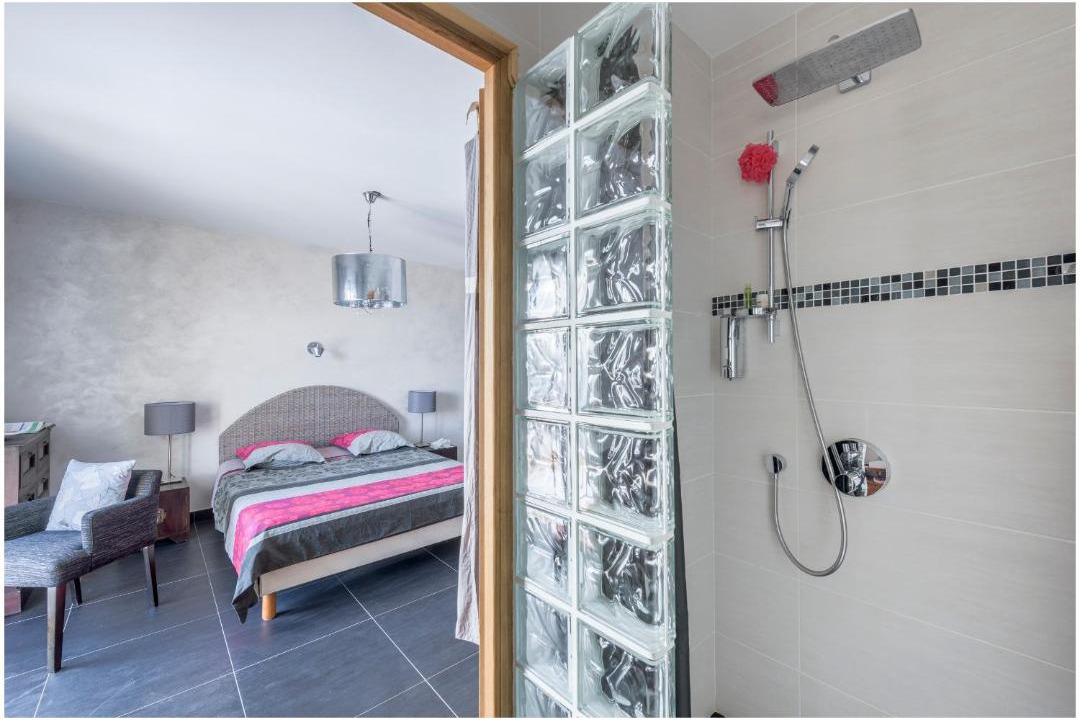 Photo of Others in Gap